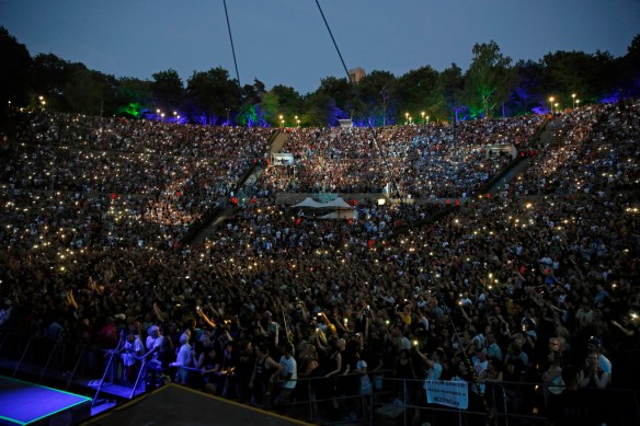 1530970831212068d135ff81aa4b6dc61d68c4277e